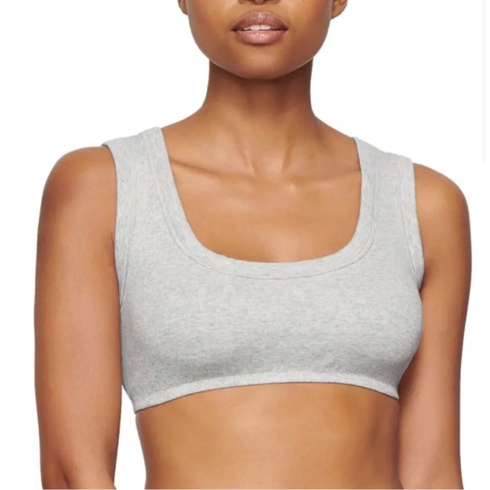SKIMS | Stretch Cotton Ribbed Bra in Heather Grey